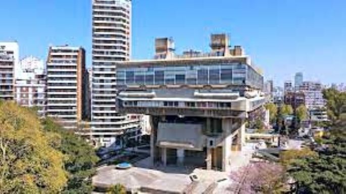 La Biblioteca Nacional, en peligro ante los recortes y despidos
