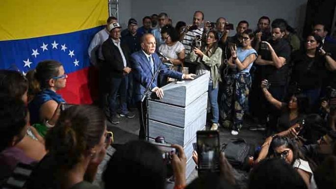 La oposición presentó sus candidatos