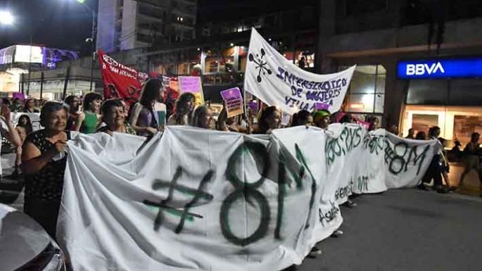 Se realizó la marcha por el 8M en la Villa