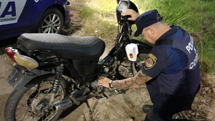 Un detenido por circular en una moto robada y sin patente