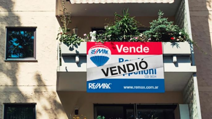 Con todos los bloques, contra las franquicias