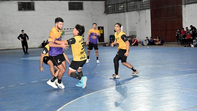 Reparto de triunfos de los clubes locales
