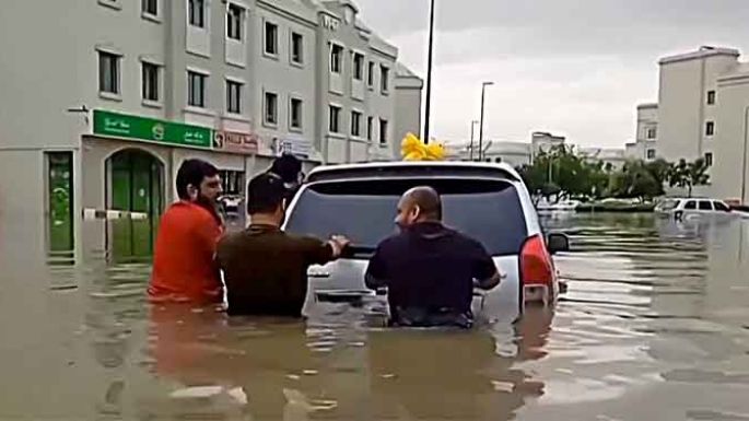 La lluvia complicó Dubai