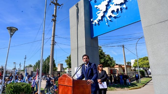 Emotivo homenaje a los veteranos y caídos en Malvinas