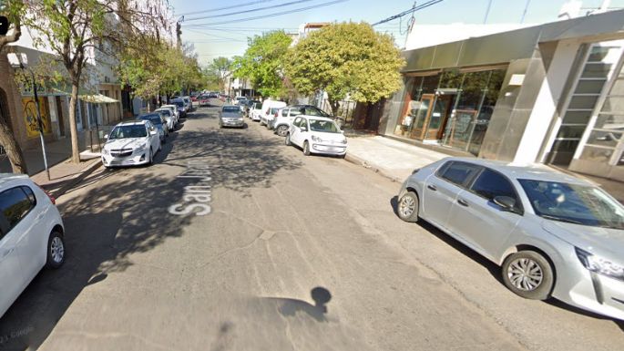 Asfaltan la media calzada de la San Juan