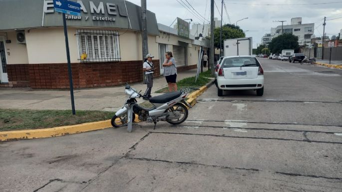 Tres motociclistas heridos, entre ellos un adolescente