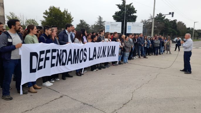 Se concretó el abrazo a la UNVM