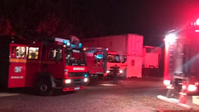 Sofocaron un incendio en un galpón de la Central Nuclear de Embalse