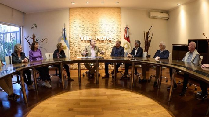 El intendente encabezó una reunión de trabajo con colectividades locales