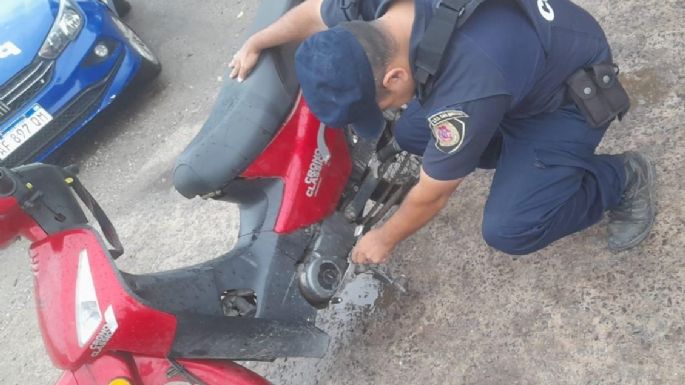 Dos jóvenes insinuaron tener un arma para robarle a un vecino