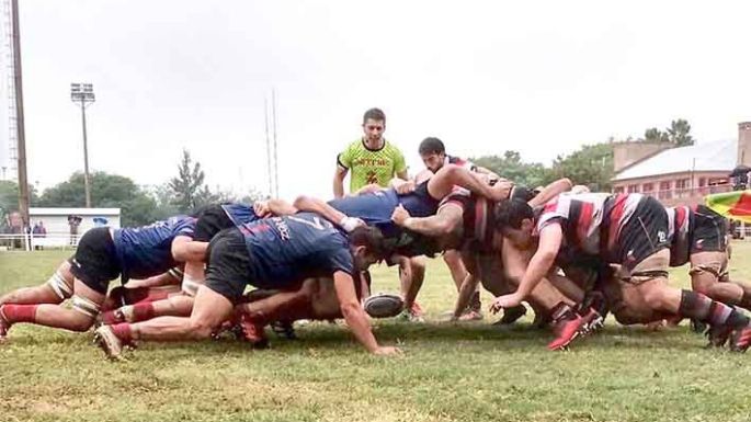 A los dos se les escapó en el cierre
