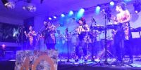 Todo terminó a puro baile, con el grupo local Arrasa como Topadora