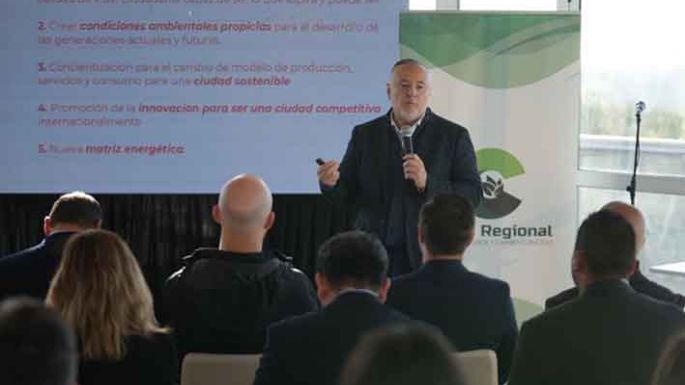 Habló de la mano humana en el calentamiento global