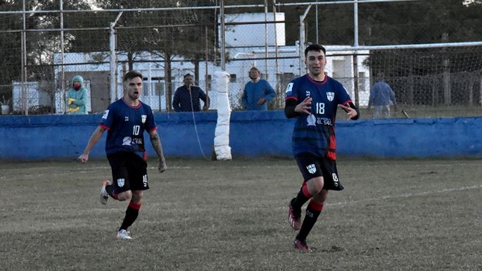Ticino goleó en el clásico en un domingo con muchos clasificados
