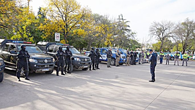 Cuatro hombres detenidos y 20 motos secuestradas