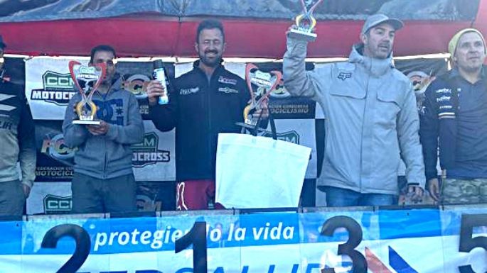 Felipe, Rivero y López, entre los ganadores en Villa Nueva