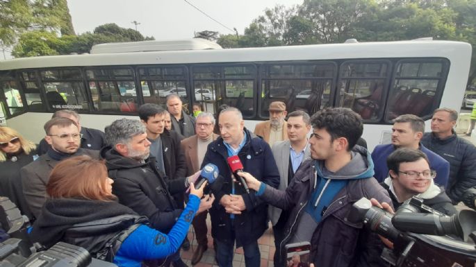[Video] Presentaron 5 colectivos que se sumarán desde junio al transporte urbano de pasajeros