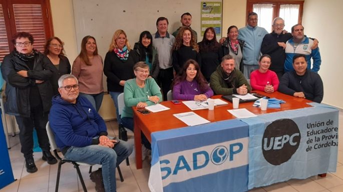 Tercer paro de los gremios docentes