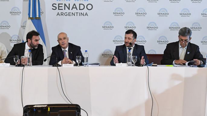 El Gobierno no hace Bases