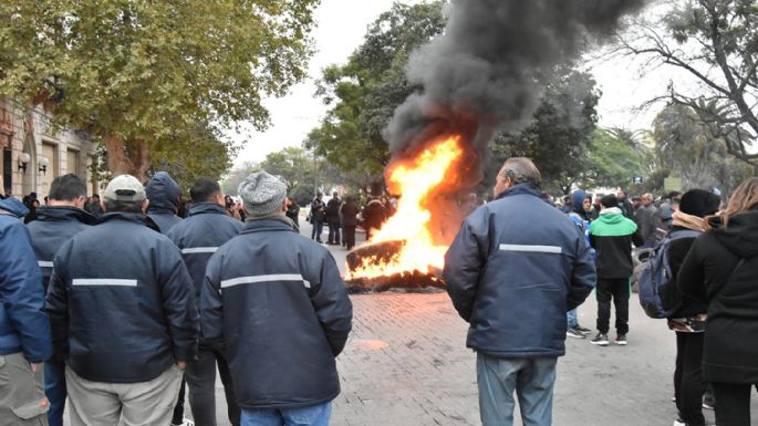 Trabajo dictó la conciliación obligatoria en el conflicto con municipales