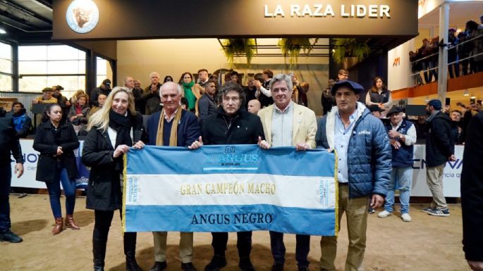 Milei prometió al campo  eliminar el Impuesto País y luego las retenciones