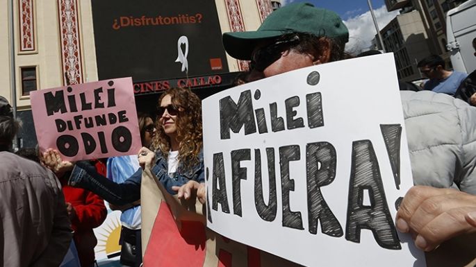 Arrancó campaña anti-Milei en Berlín