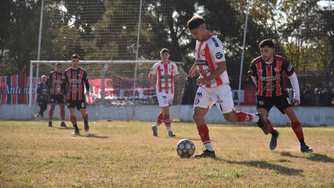 El clásico fue sin goles y clasificaron Colón, Unión Social y Playosa