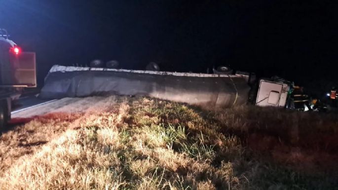Un camionero sufrió lesiones graves tras un accidente con otro camión