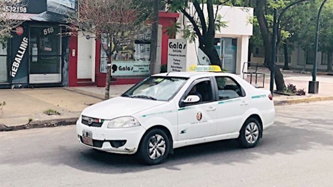 Se aprobó un aumento de 40% en la tarifa de taxis