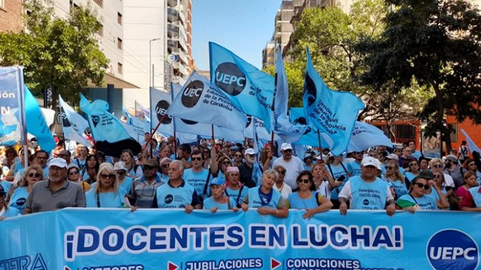 La UEPC rechazó, por insuficiente, la propuesta salarial del Gobierno