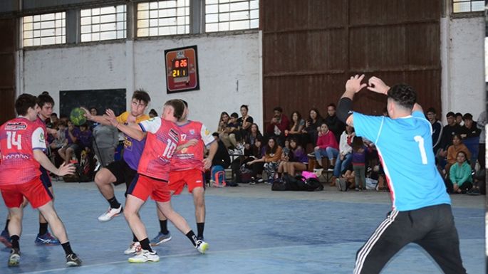 CIEF se quedó con el triunfo en un nuevo clásico villamariense