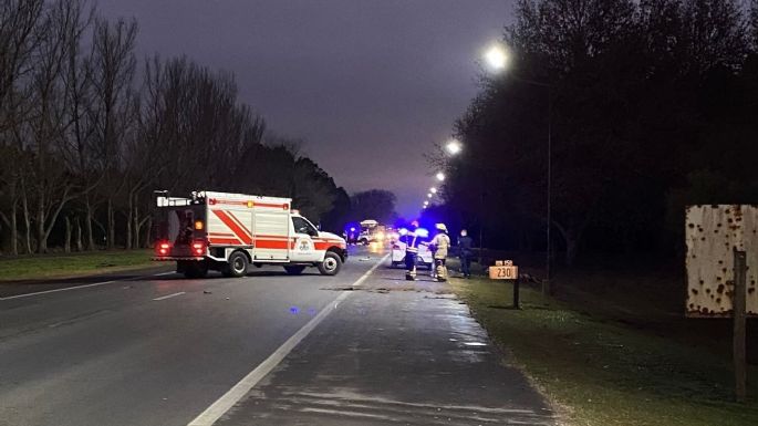 Un motociclista de 22 años murió tras chocar contra un camión
