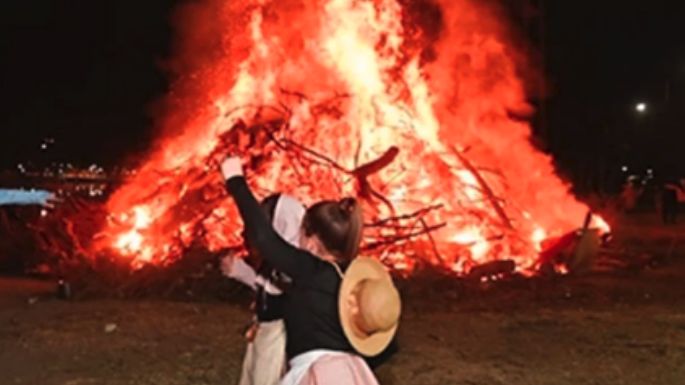 La Fogata de San Juan se reaviva