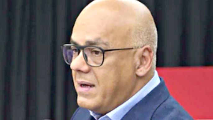 Denuncian plan desestabilizador realizado desde la Embajada argentina