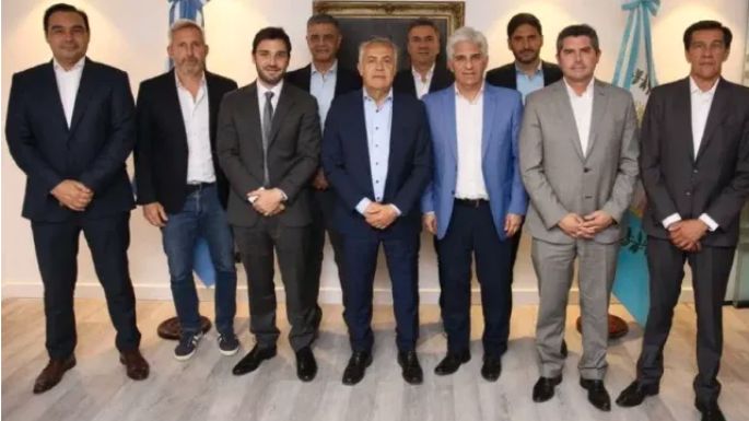 Los gobernadores piden la billetera
