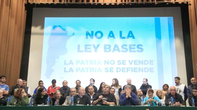 Marcha contra la Ley Bases