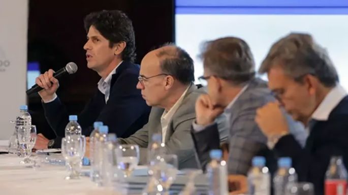 Martín Lousteau mete presión