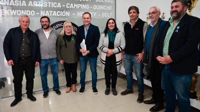 Gill, con intendentes