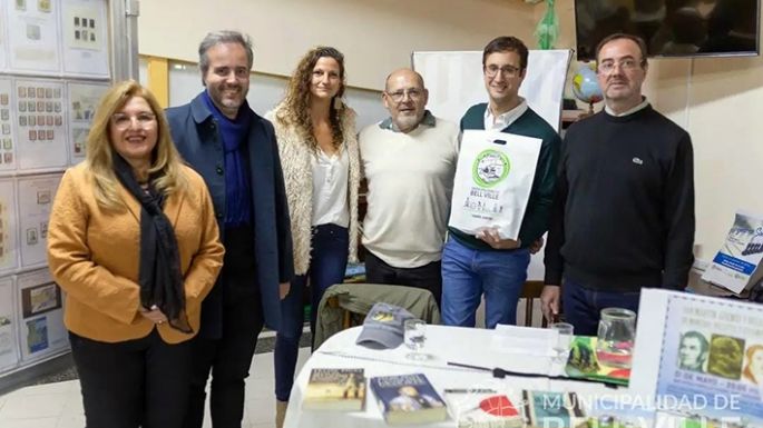 Los numismáticos, de viaje