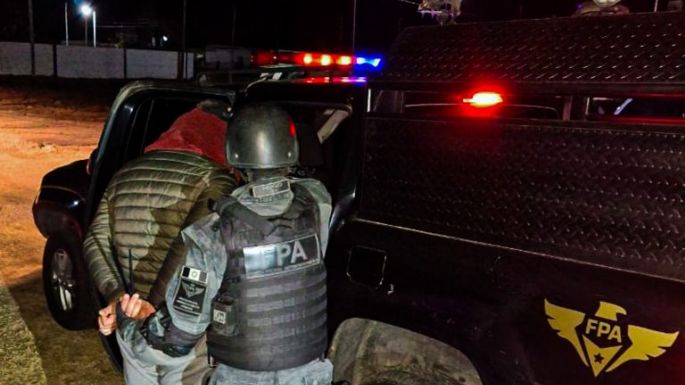 Detuvieron a un "delivery" de drogas tras dos allanamientos