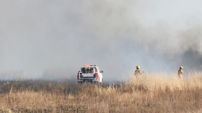 AHORA - Cortan la Ruta 158 por un incendio entre Luca y Cabral