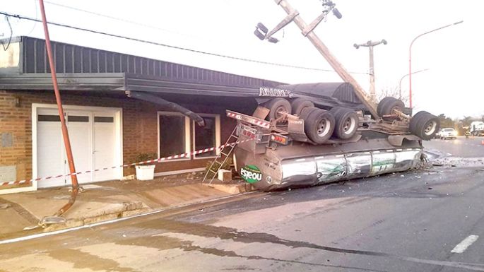 El camionero sigue preso y se sospecha que iba muy fuerte