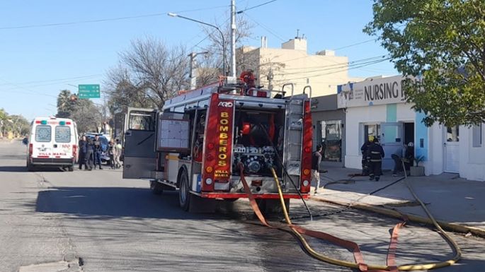Tres personas afectadas por un incendio en un geriátrico