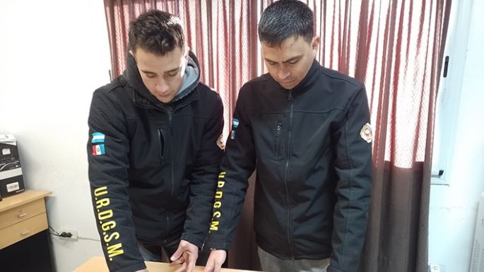 Pareja detenida y compu recuperada