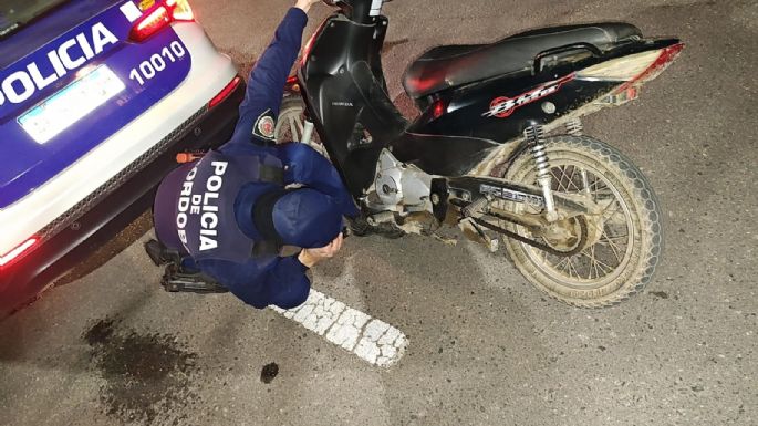Controlaron una moto estacionada y era robada