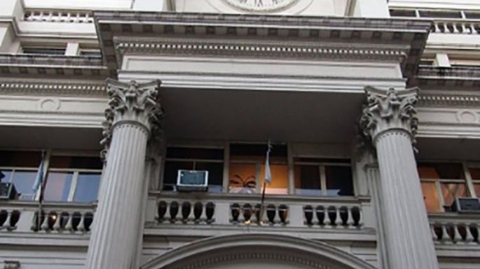 Derrumbe de reservas en julio: el Banco Central perdió más de 2.600 millones de dólares