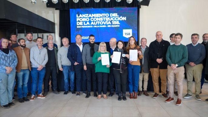 Presentaron formalmente el Foro por la Autovía 158
