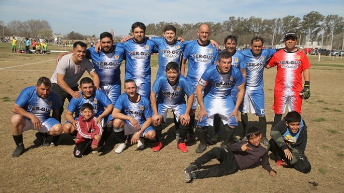 Celebró el aniversario con récord de equipos