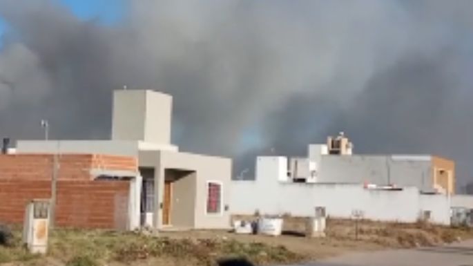 Incendio de gran magnitud en cercanías a la Cava del Botta