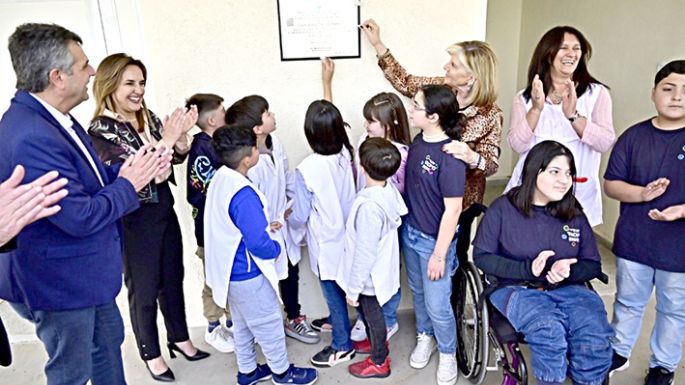 Presentaron mejoras en la escuela Sarmiento